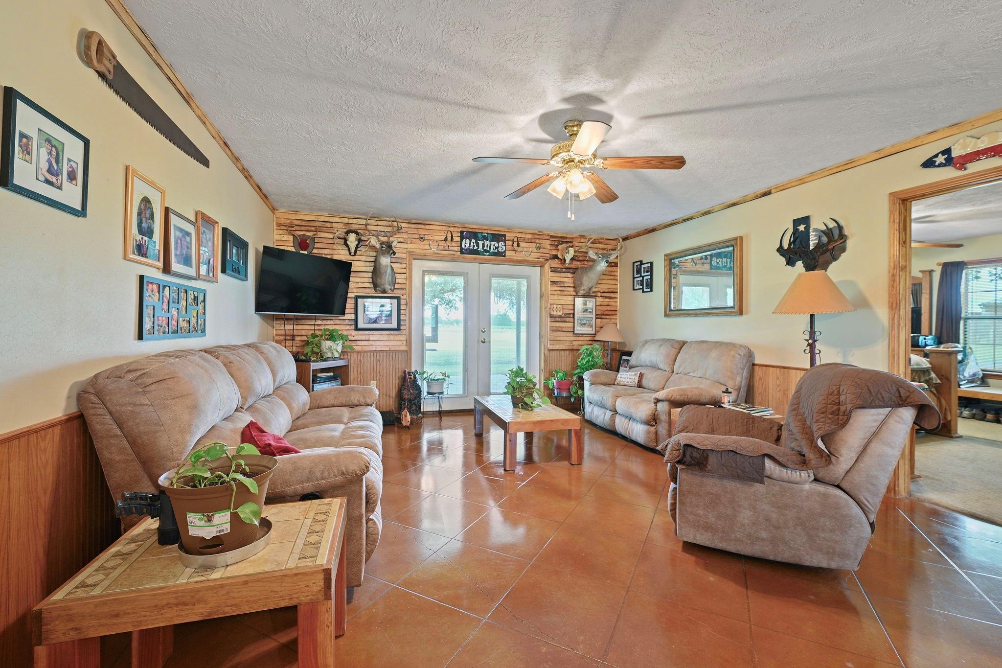 955 County Road 228