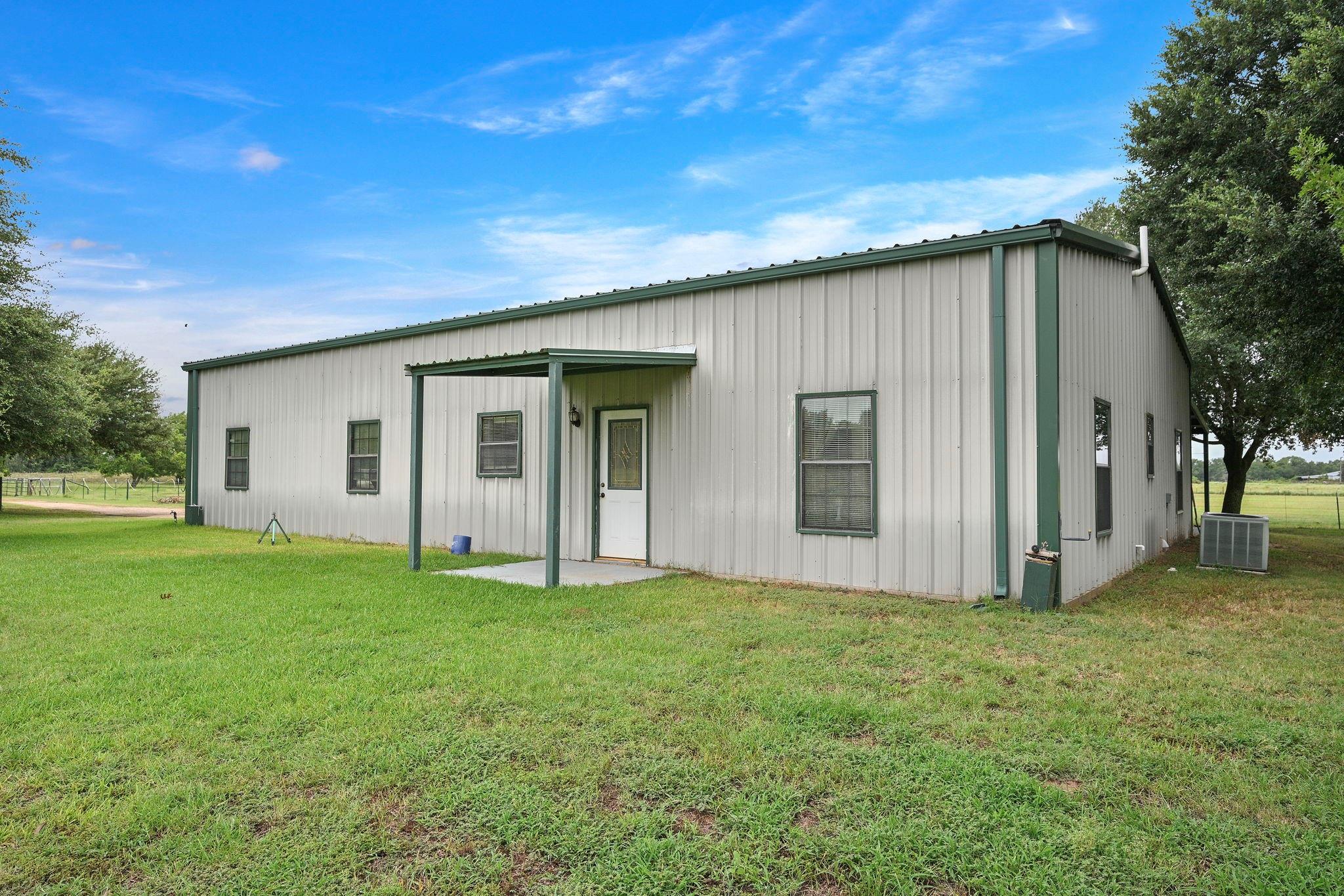 955 County Road 228
