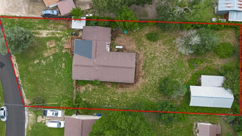 Homes For Sale - 141 Town And Country Drive<br/> Huntsville, TX 77320