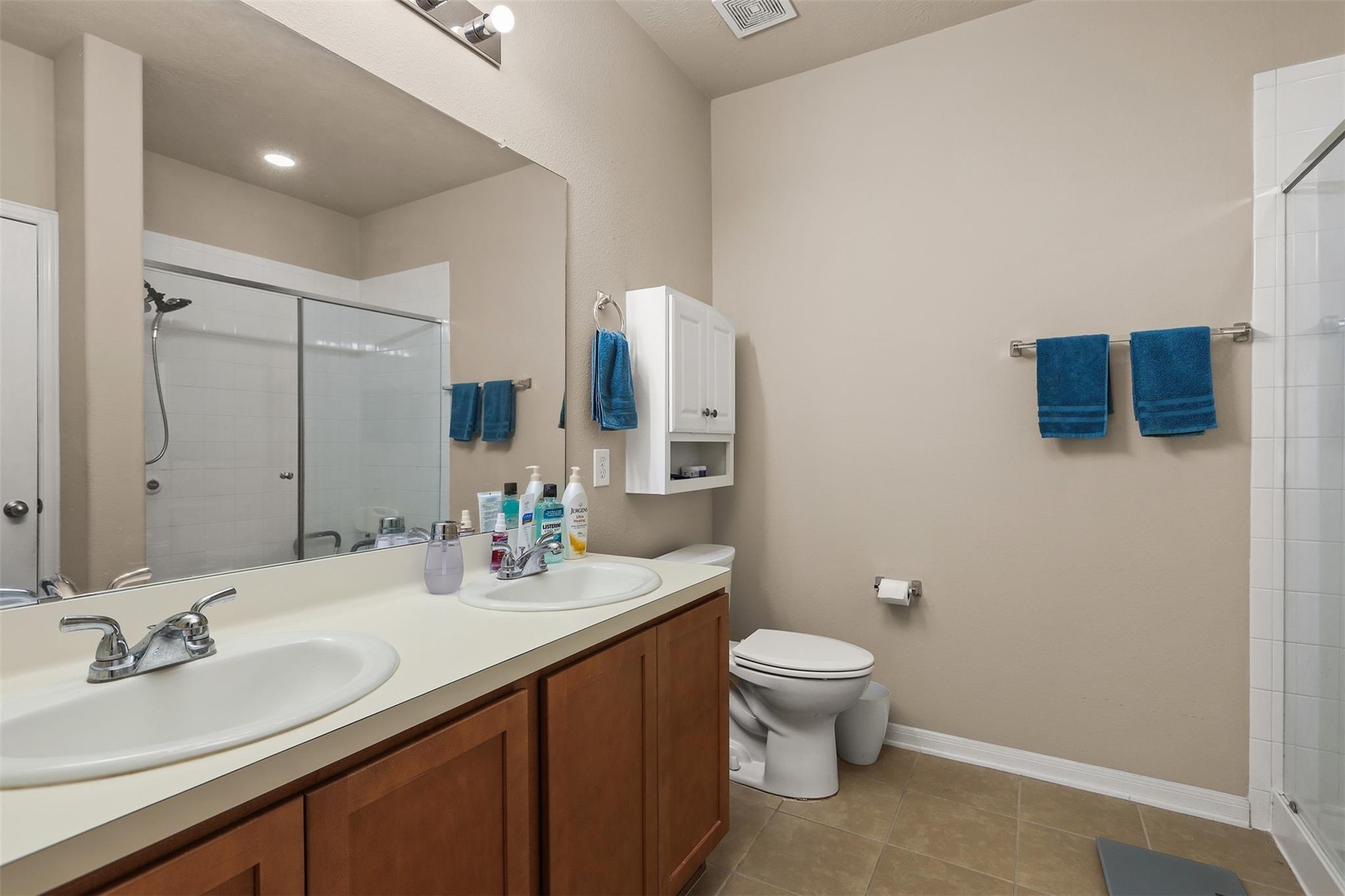 2219 Emerald Lane