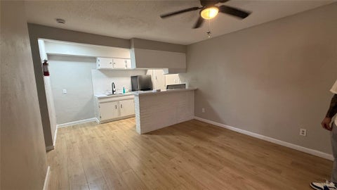 Photo of 1648 W Alabama Street #23, Houston, TX 77006 (MLS # 65003506)
