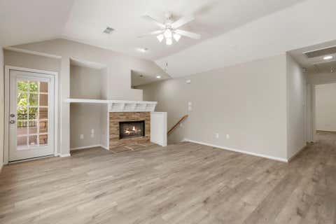 Photo of 67 Woodlily Place, Spring, TX 77382 (MLS # 17186154)