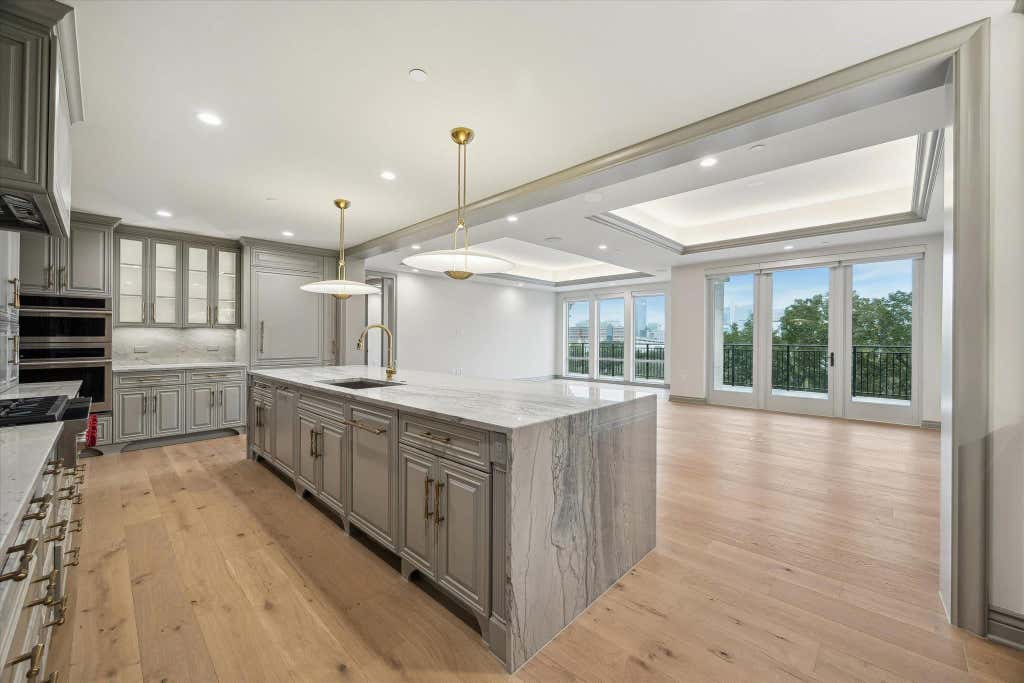 Photo of 1717 Bissonnet Street #1105, Houston, TX 77005 (MLS # 20248060)