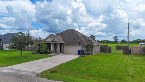 Photo of 15285 Cliff Street, Hamshire, TX 77622 (MLS # 74357203)