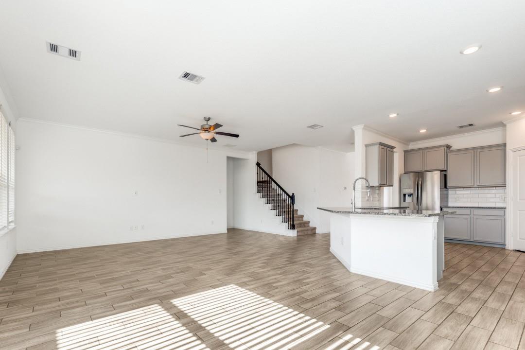 2614 Autumn Hills Lane