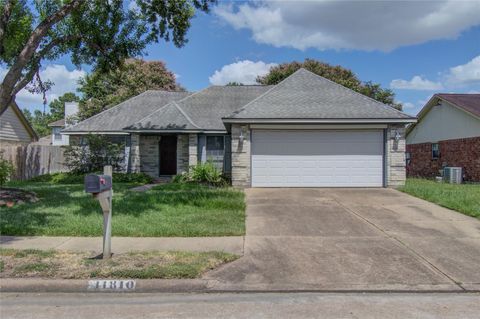 Photo of 11810 Stone Bridge Drive, Houston, TX 77064 (MLS # 56551680)