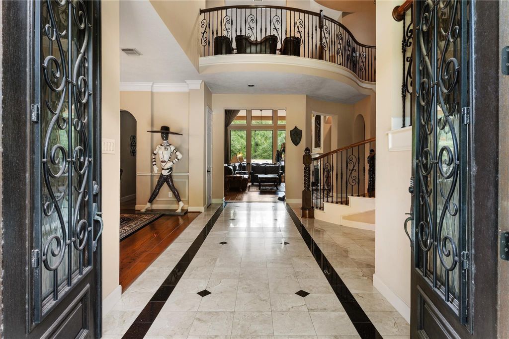 Photo of 13703 Greenwood Lane S, Houston, TX 77044 (MLS # 98676779)