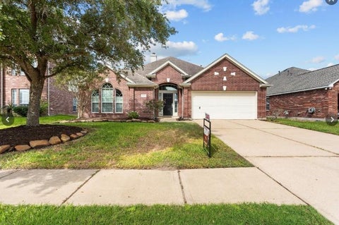 Photo of 8817 Sunforest Lane, Pearland, TX 77584 (MLS # 53848852)