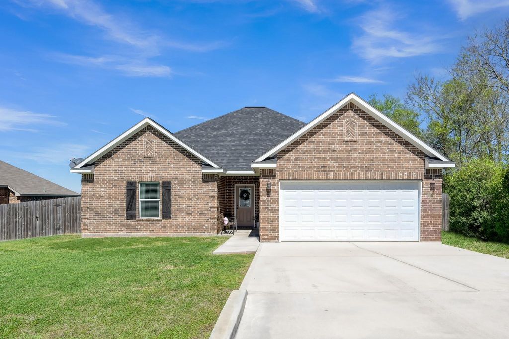 Photo of 12426 Hackberry Drive, Willis, TX 77318 (MLS # 13764897)