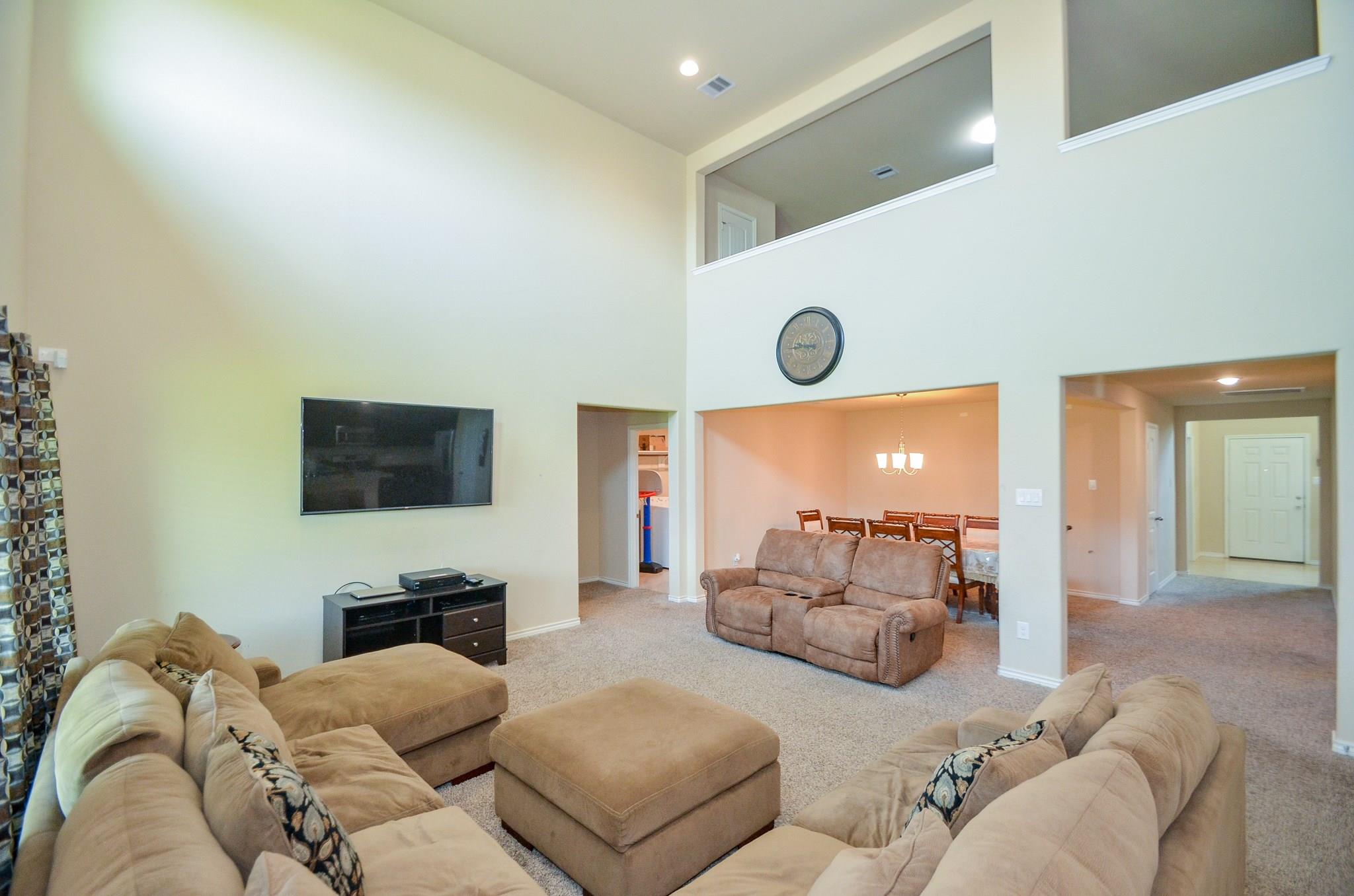 9426 Barton Crossing