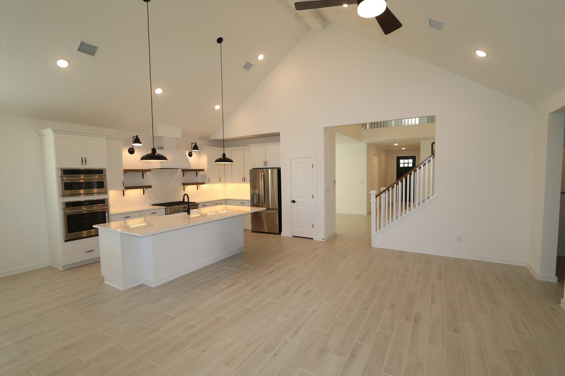 2606 Wastelbread Lane