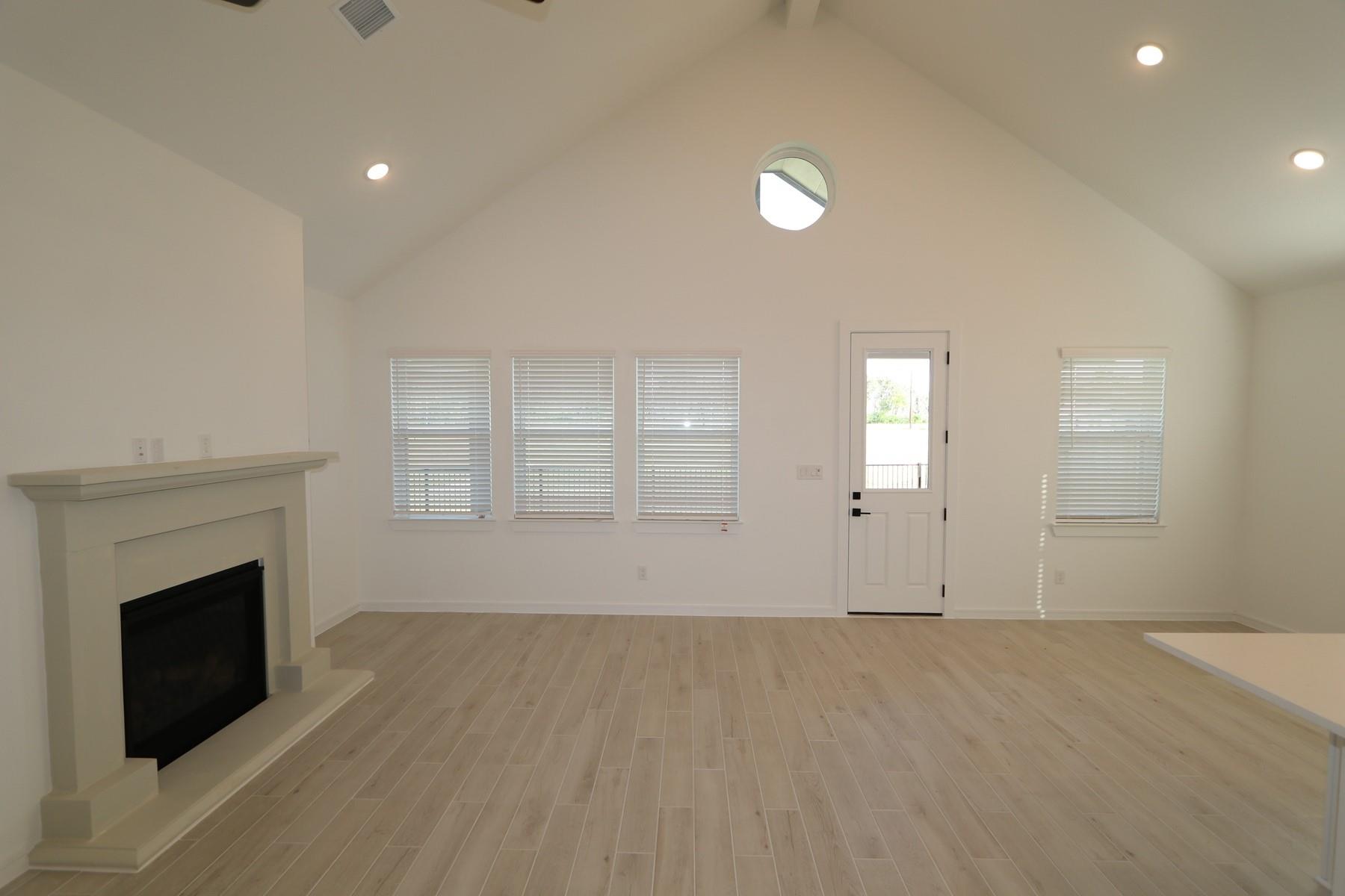 2606 Wastelbread Lane