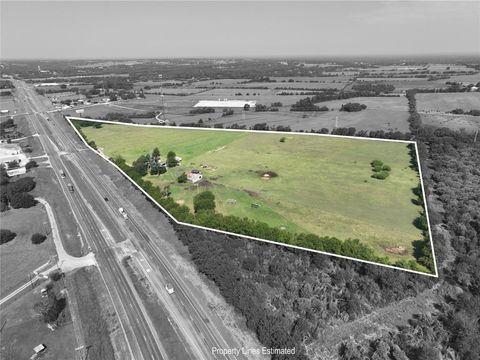 Photo of 10956 Highway 290 W, Brenham, TX 77833 (MLS # 42838435) Photo of 10956 Highway 290 W, Brenham, TX 77833 (MLS # 42838435)