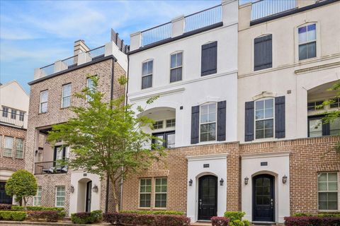Photo of 2048 Fannin Station S, Houston, TX 77045 (MLS # 28032367)