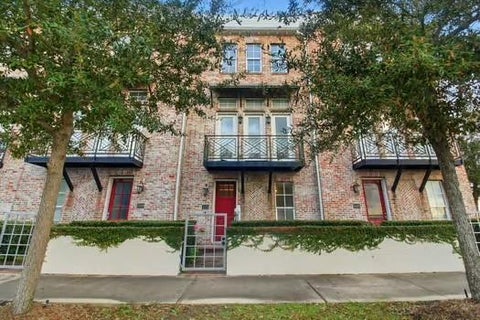 Townhouse For Sale - 2302 Kolbe Grove Lane<br/> Houston, TX 77080
