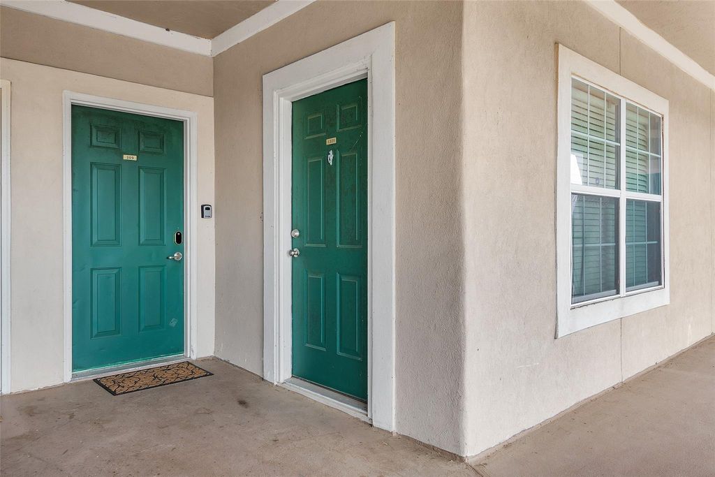 Photo of 7039 Kingston Cove Ln Ln #309, Willis, TX 77318 (MLS # 28657446)