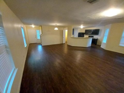 Tiny photo for 14914 Huntington Willow Lane, Houston, TX 77090 (MLS # 96253197)