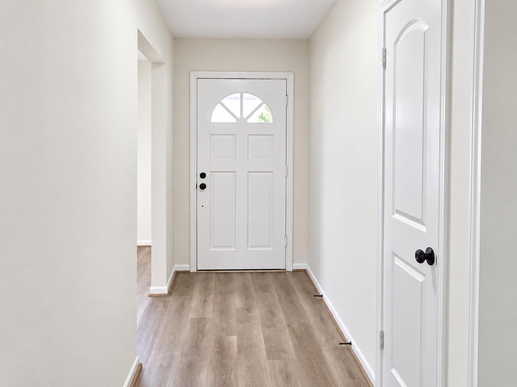 Photo of 5527 Wigton Drive, Houston, TX 77096 (MLS # 17046688)