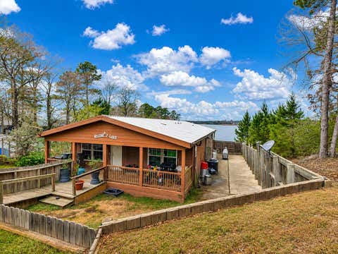 Photo of 412 Ridge Trail, Trinity, TX 75862 (MLS # 95179742)