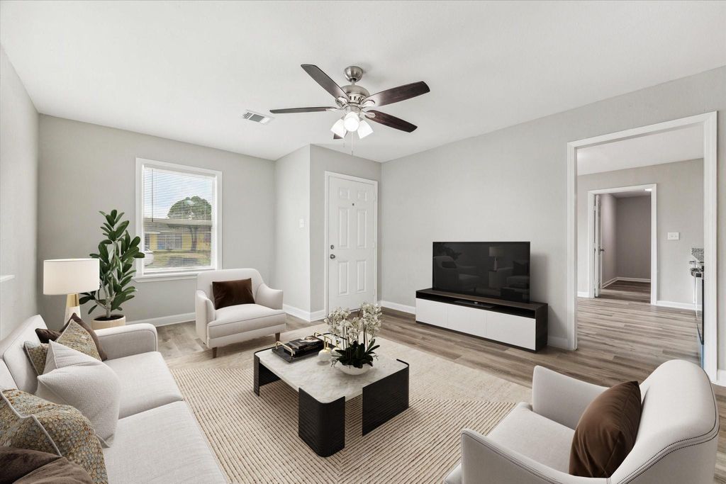 Photo of 5130 Ripplebrook Drive, Houston, TX 77045 (MLS # 50445421)