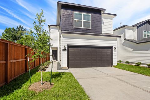 Photo of 3510 Lazy J Drive, Houston, TX 77053 (MLS # 52352143)