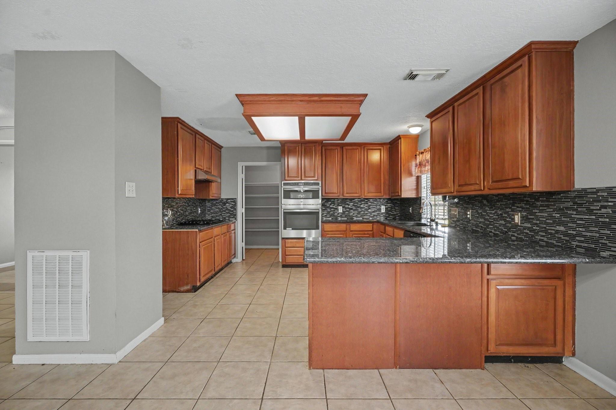526 Oak Briar Drive