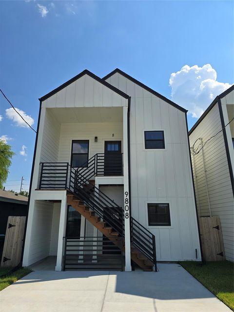 Photo of 9808 Pelsey St, Houston, TX 77029 (MLS # 87062656)
