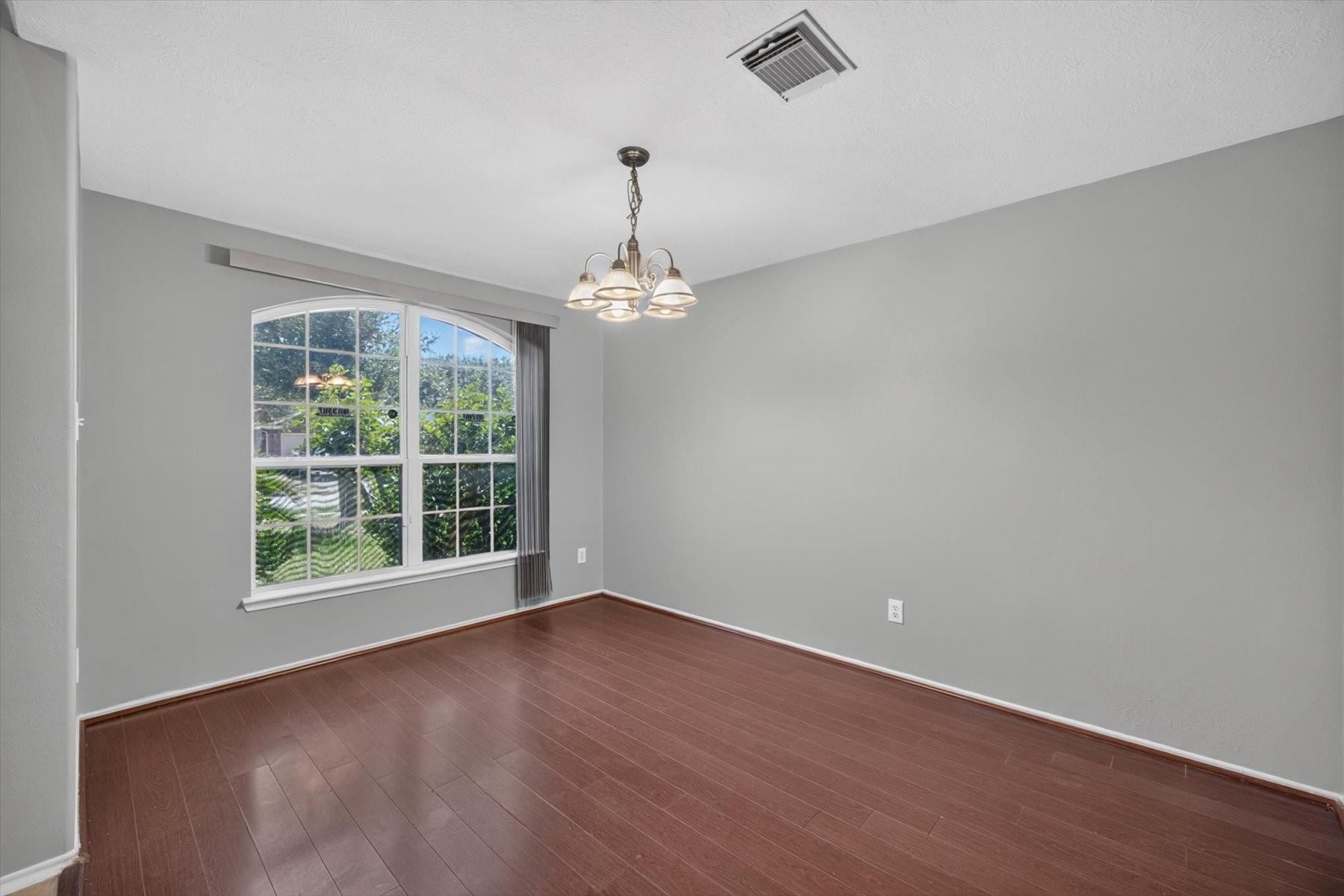 1426 Zinnia Road