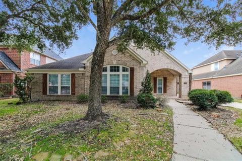 Homes For Sale - 2006 Breezway Bend Lane<br/> League City, TX 77573