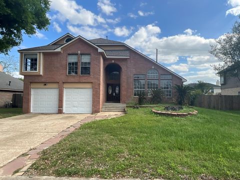 Photo of 12002 Kleinmeadow Drive, Houston, TX 77066 (MLS # 43959521)