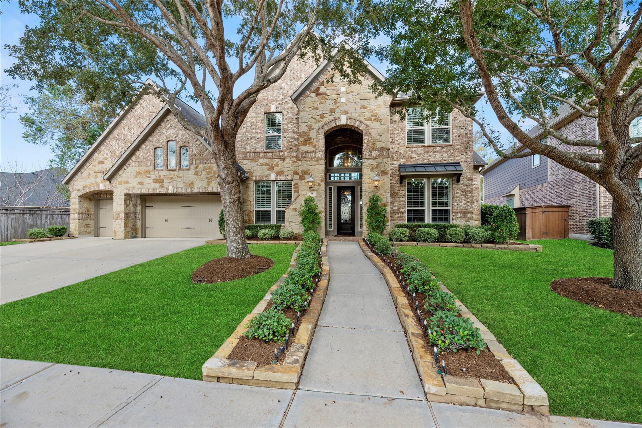 38 Adrianna Path Drive