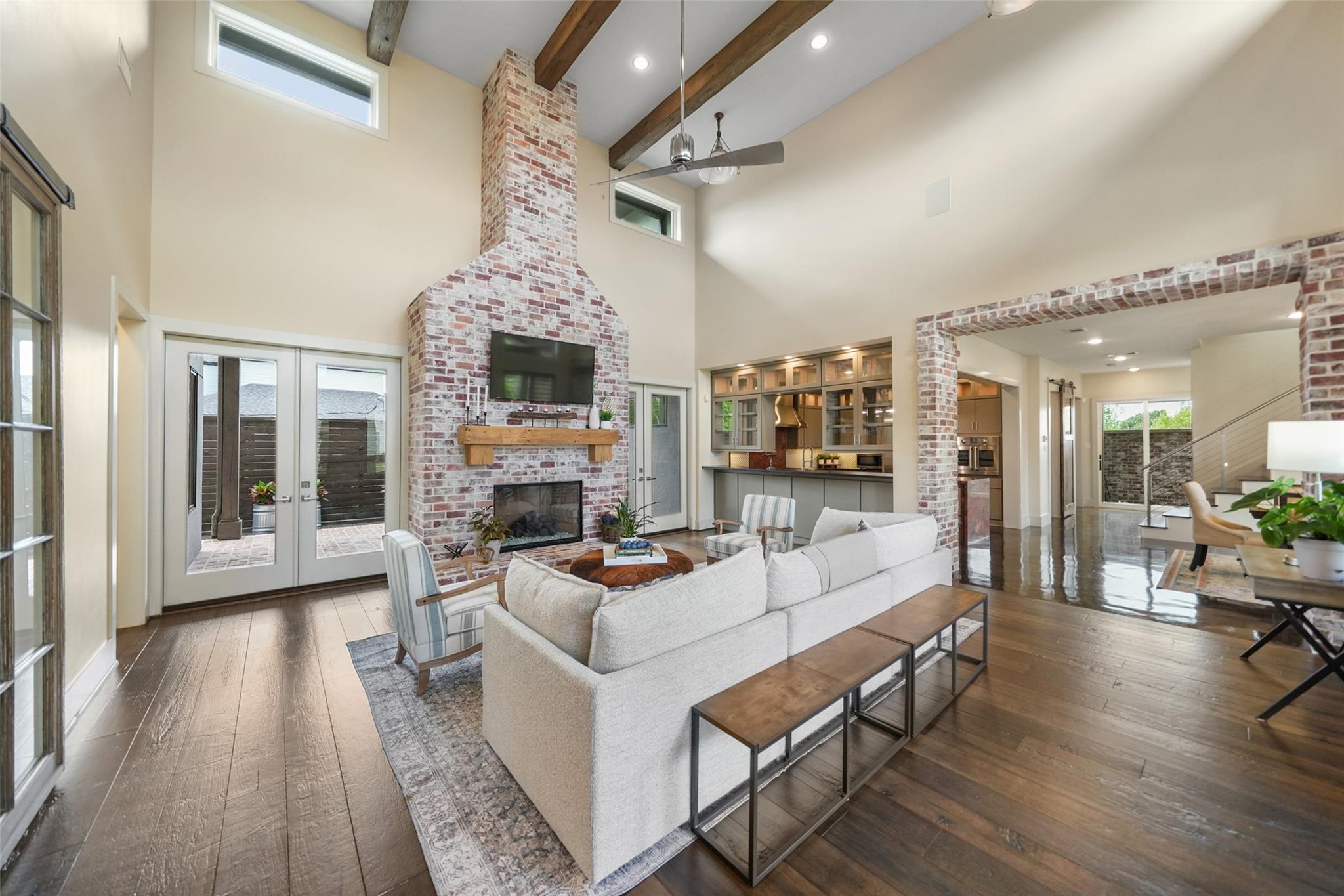 3610 Oak Forest Drive