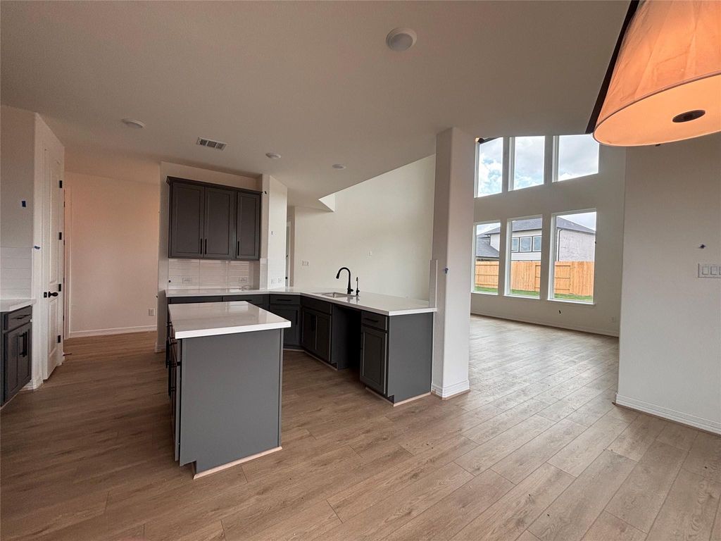 Photo of 7911 Jade Crest Drive, Angleton, TX 77515 (MLS # 3289258)