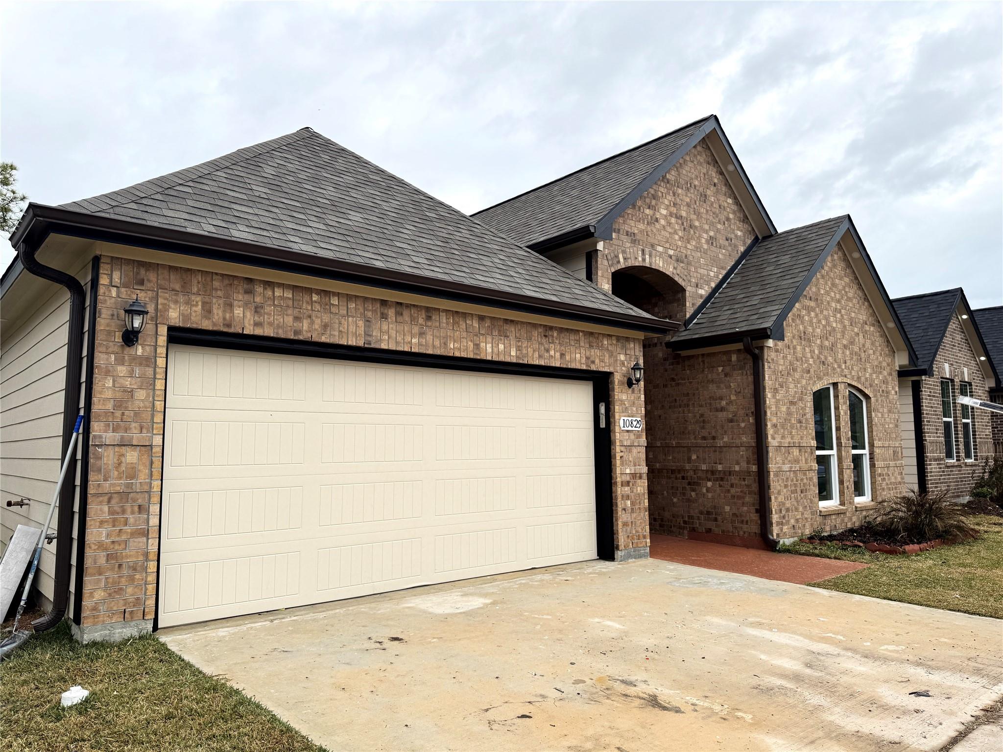 10829 Deaf Smith Street