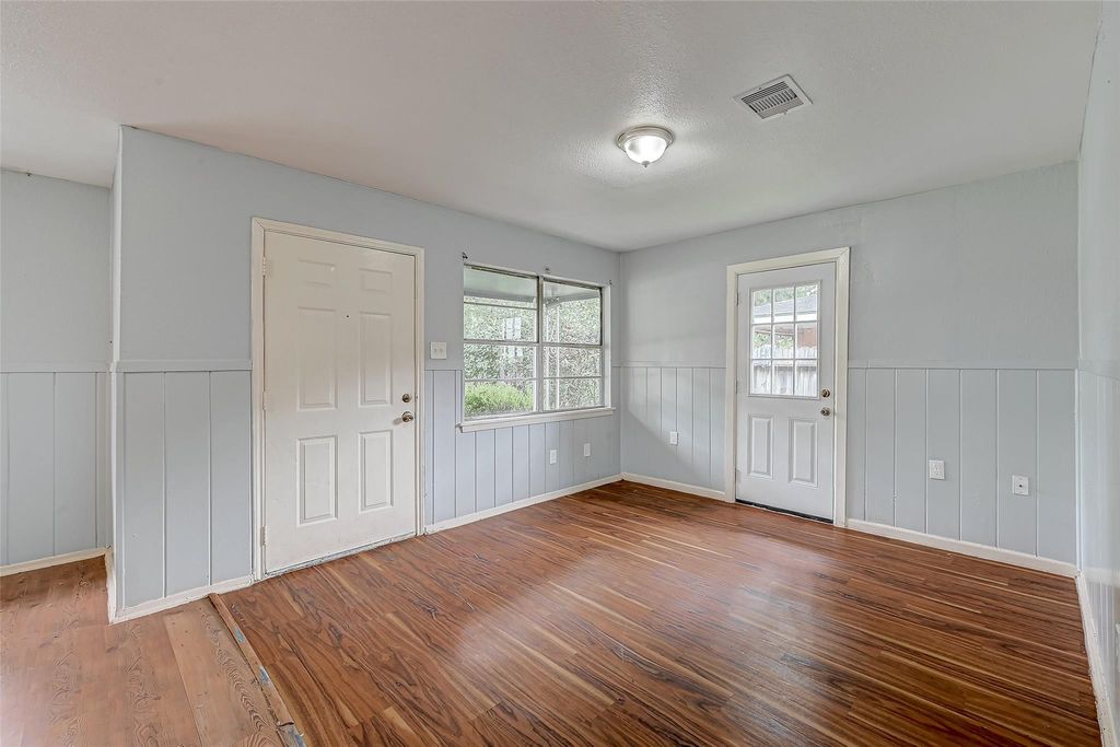 Photo of 3406 Saint Benedict Street, Houston, TX 77021 (MLS # 63445868)