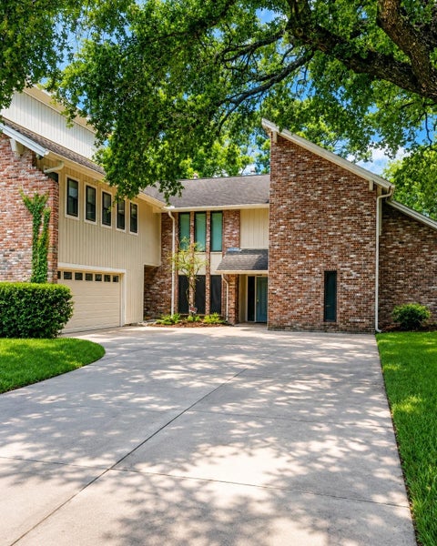 Photo of 3123 Bonney Briar Drive, Missouri City, TX 77459 (MLS # 96840944)
