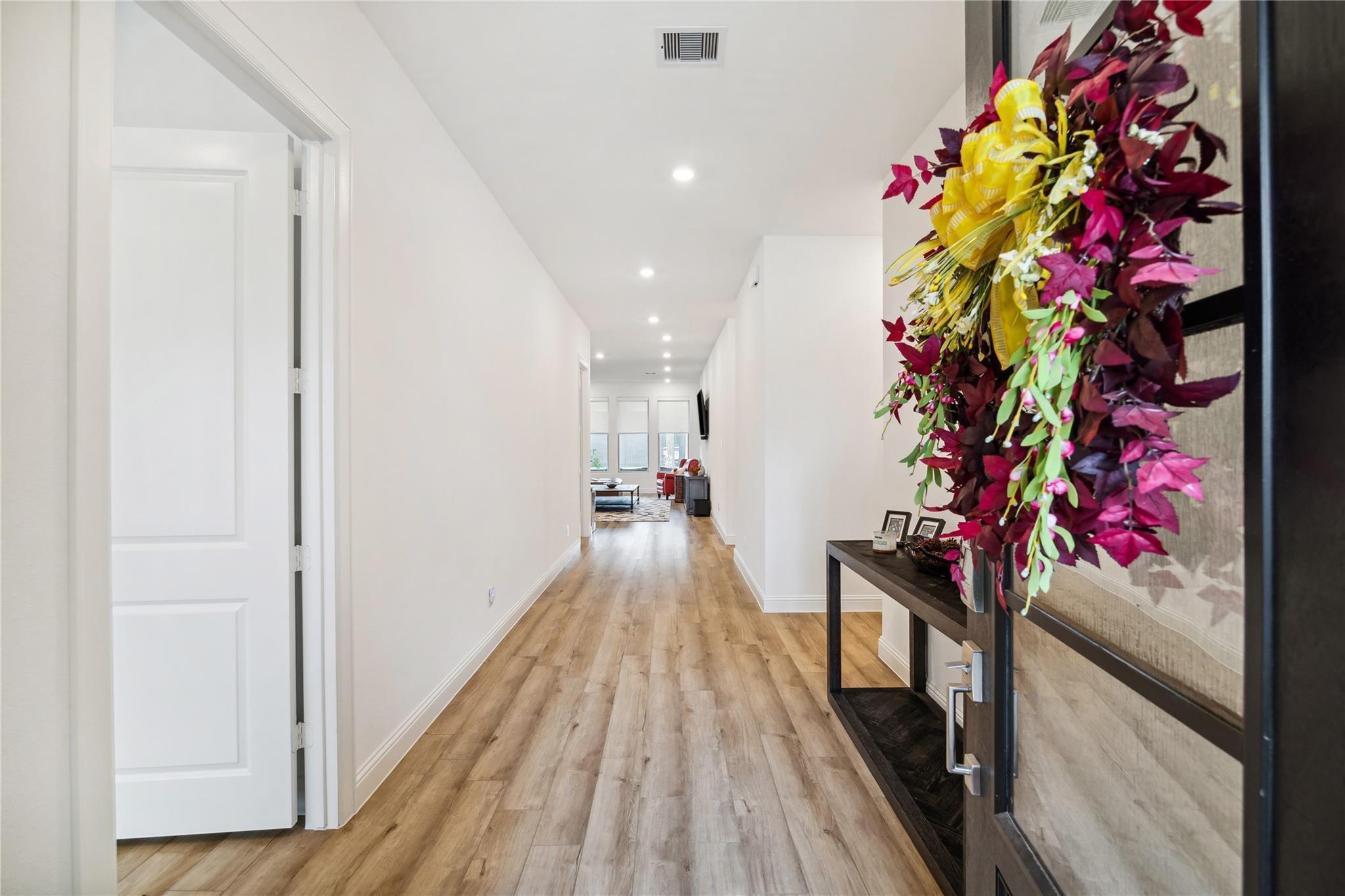 22030 Gateway Arch Drive