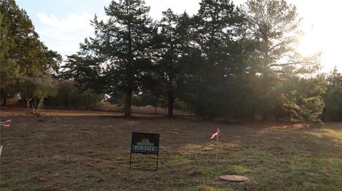 Vacant Land For Sale - LOT 26 Doral Drive<br/> New Ulm, TX 78950