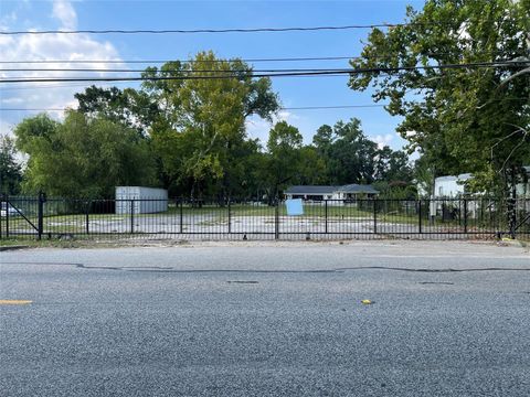 Vacant Land For Sale - 8815 Humble Westfield Road<br/> Humble, TX 77338