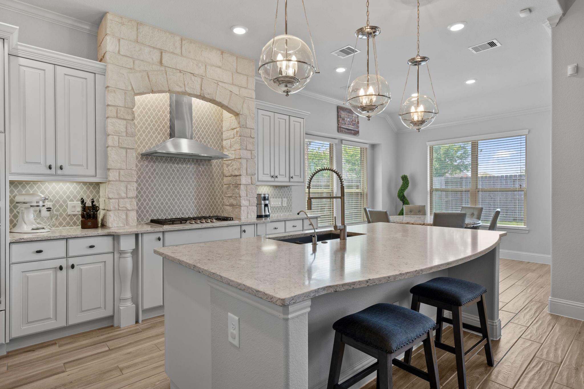 10803 Dawn River Court