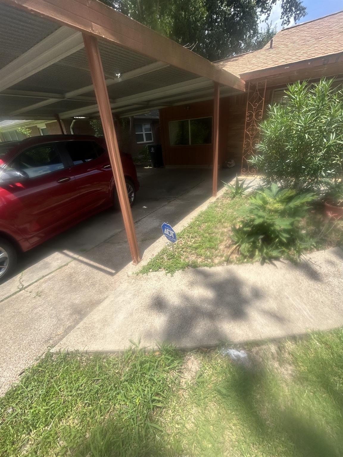 5711 Turtle Creek Road
