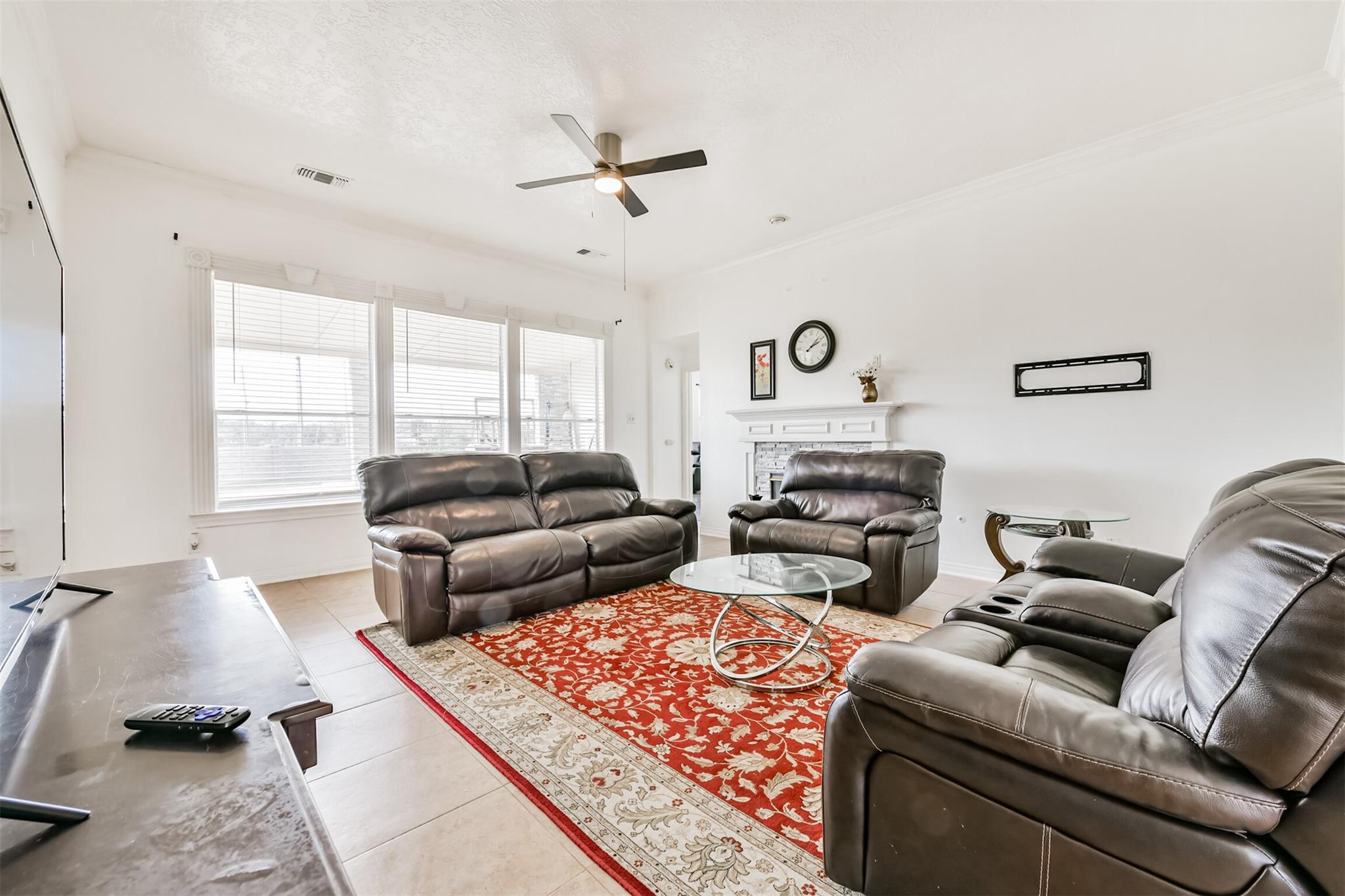 4113 Oak Point Drive