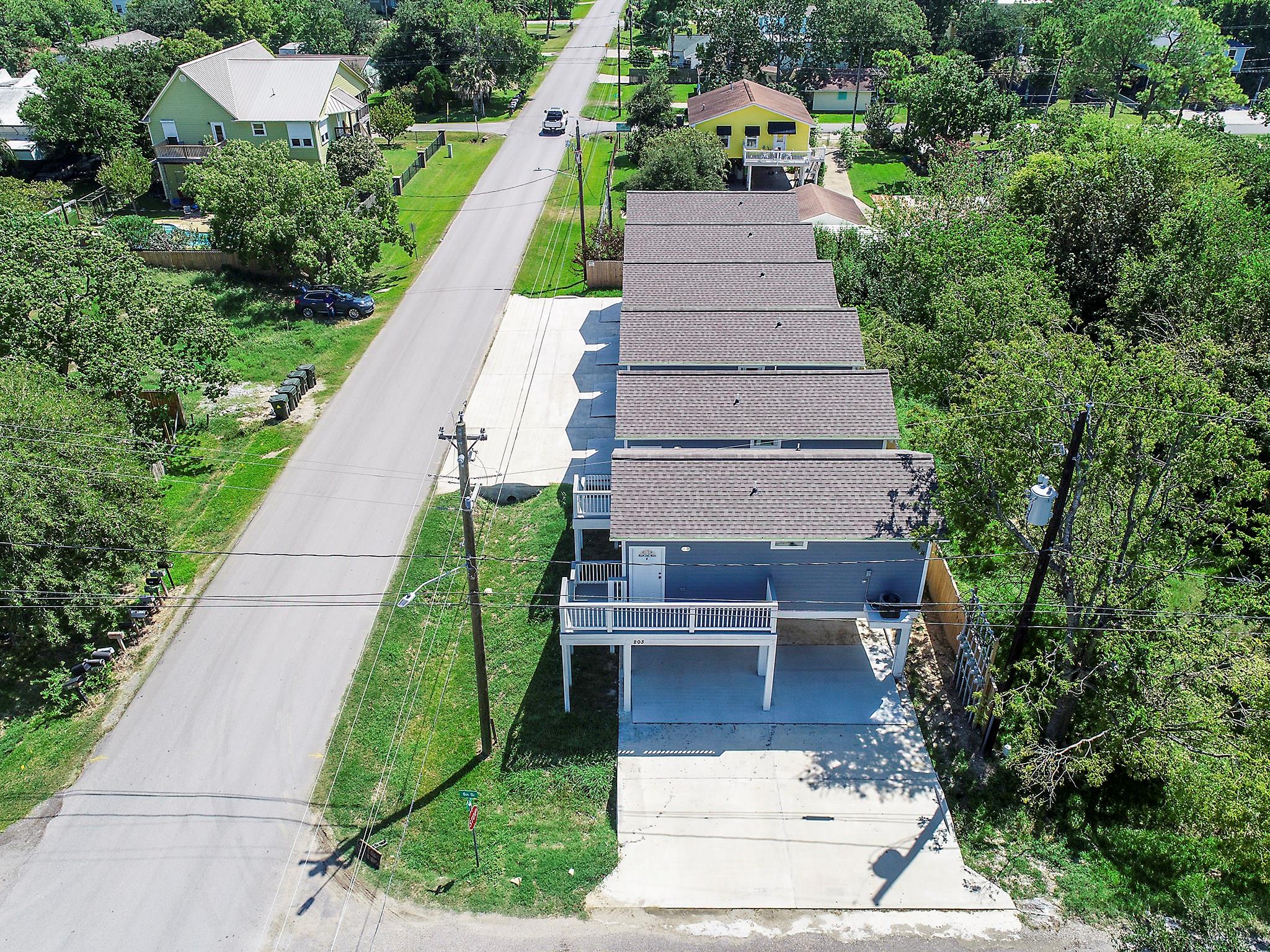 203 6th St D
