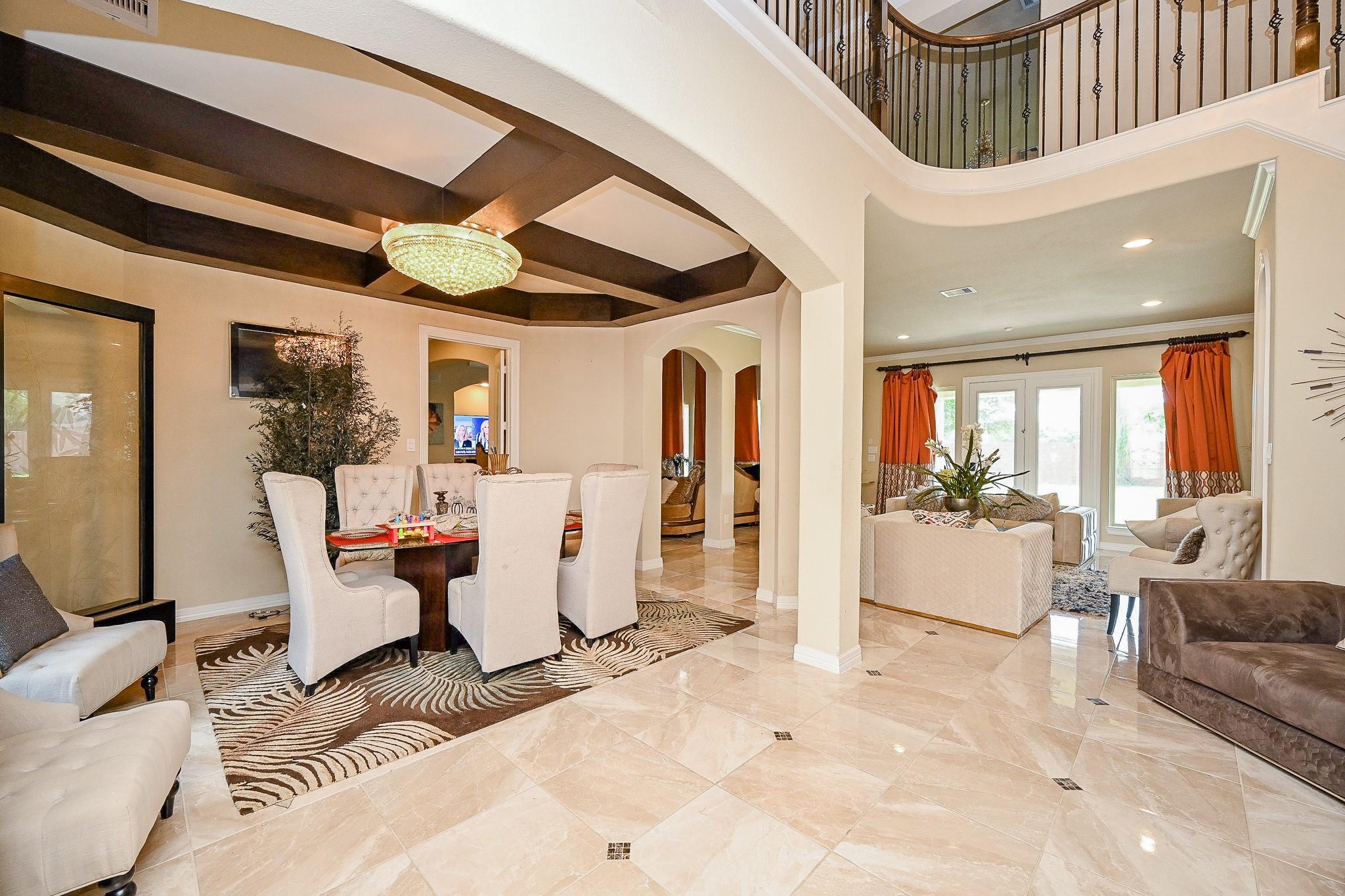 6115 Abercombie Lane
