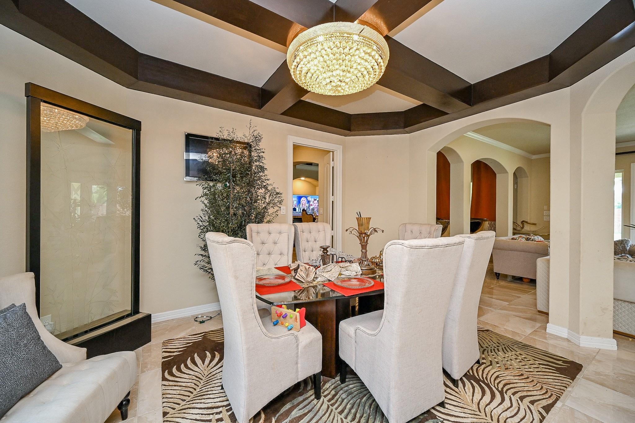 6115 Abercombie Lane