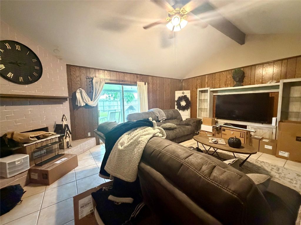 Photo of 5319 Lincoln Town Drive, Katy, TX 77493 (MLS # 93828450)