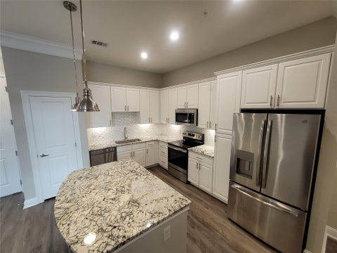 Photo of 2111 Austin Street #306, Houston, TX 77002 (MLS # 36303862)