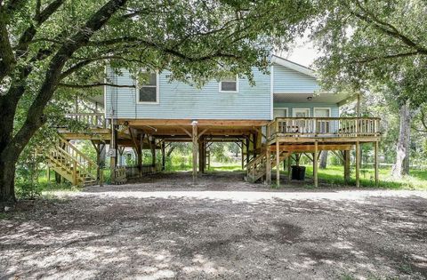 Photo of 11122 Sunturf Lane, Houston, TX 77044 (MLS # 91483915)