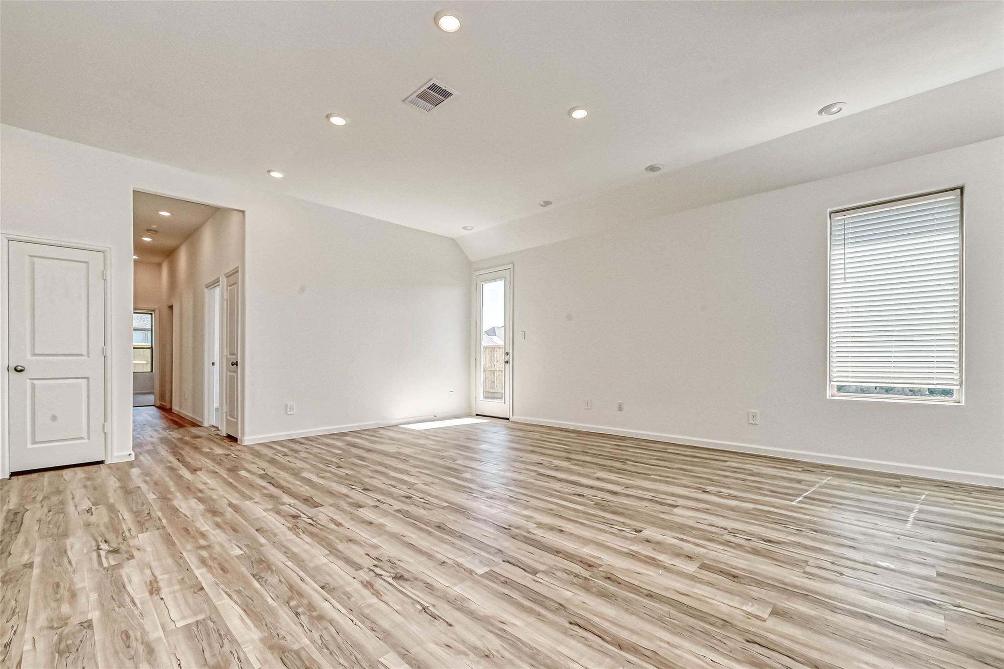 1429 Northwood Bluff Lane