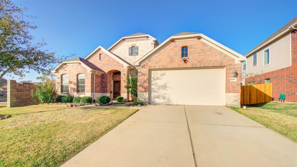 Photo of 15307 Macy Drive, Cypress, TX 77429 (MLS # 94221301)